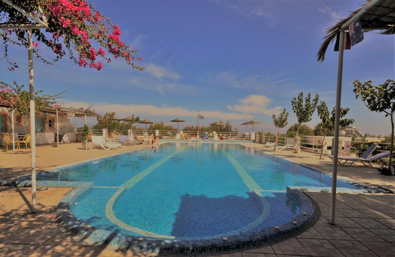 Santorini Camping & Hostel Firá Buitenkant foto