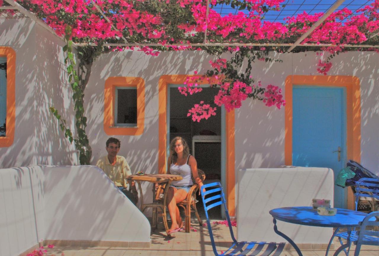 Santorini Camping & Hostel Firá Buitenkant foto